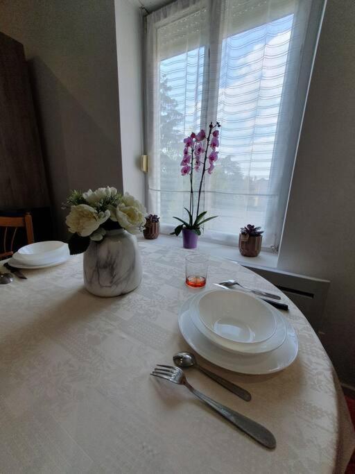 Studio Coquelicot Apartment Nancy Ngoại thất bức ảnh